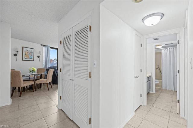 1222 E Ocean View Ave Apt 304, Norfolk, VA 23503