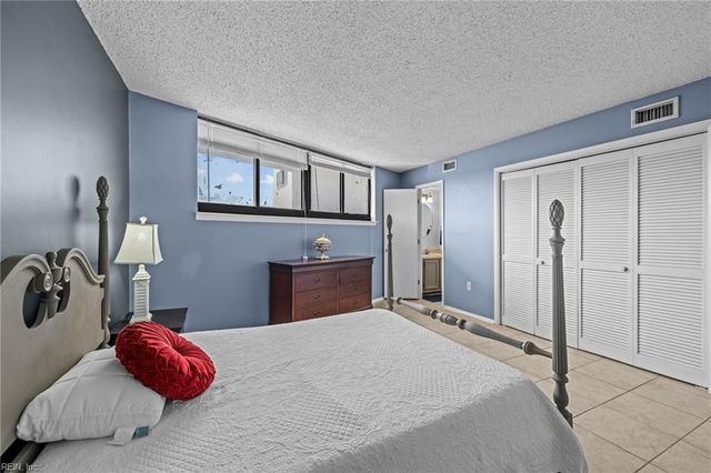 1222 E Ocean View Ave Apt 304, Norfolk, VA 23503