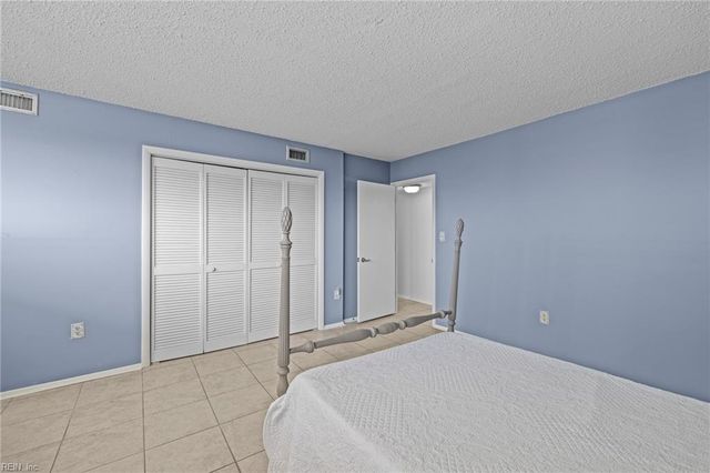 1222 E Ocean View Ave Apt 304, Norfolk, VA 23503