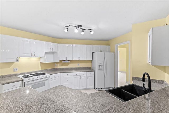 3218 Leona Drive, Rocky Face, GA 30740
