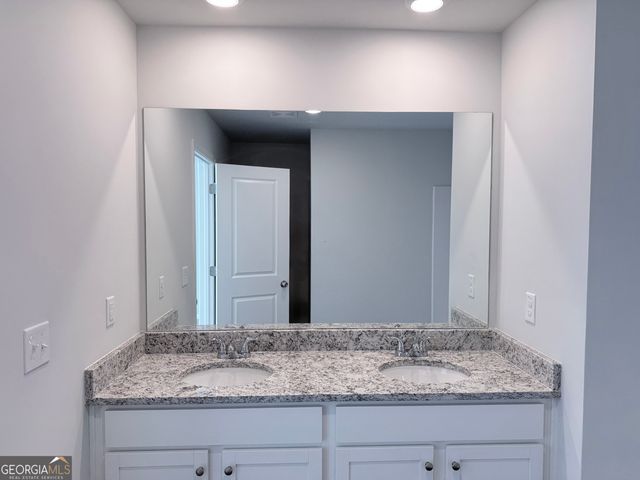 394 Oakwood Drive, Milledgeville, GA 31061