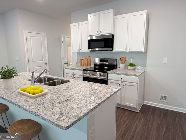 394 Oakwood Drive, Milledgeville, GA 31061