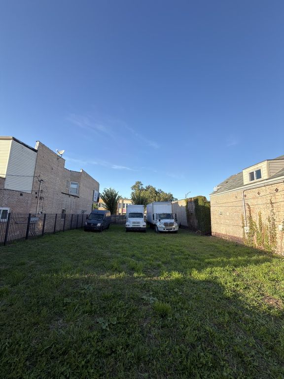 2449 W 71st Street, Chicago, IL 60629 — photo 2