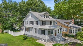 15 LAFAYETTE RD, Audubon, NJ 08106
