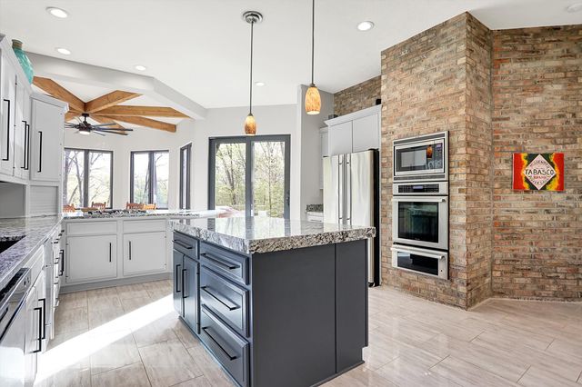 8191 S Bayview Court, Trafalgar, IN 46181