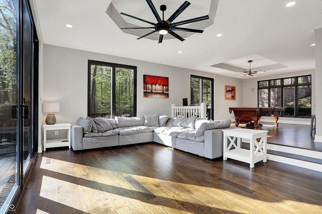 8191 S Bayview Court, Trafalgar, IN 46181