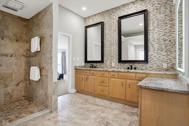 8191 S Bayview Court, Trafalgar, IN 46181