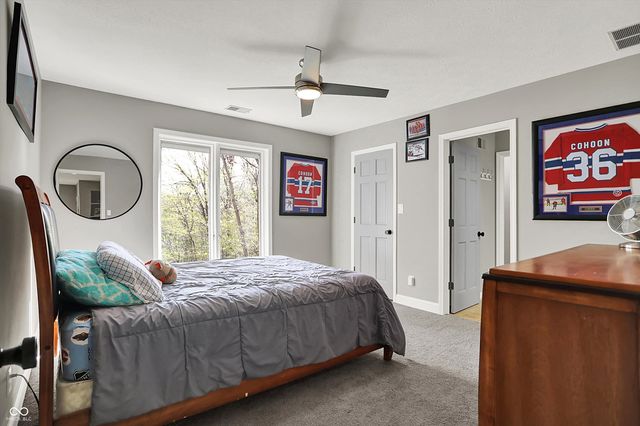 8191 S Bayview Court, Trafalgar, IN 46181