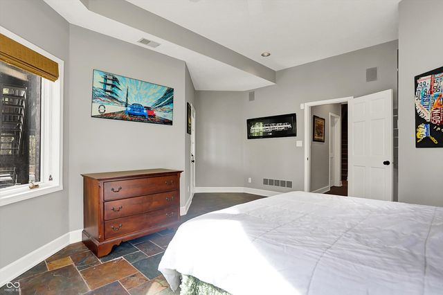 8191 S Bayview Court, Trafalgar, IN 46181