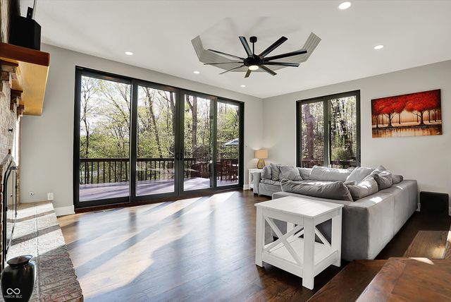 8191 S Bayview Court, Trafalgar, IN 46181