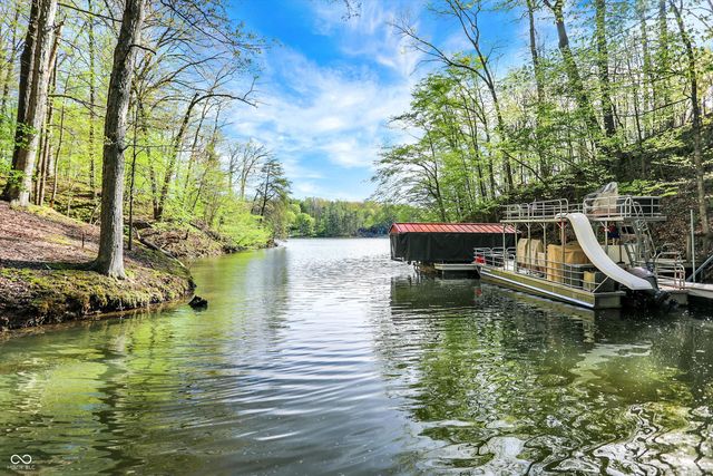 8191 S Bayview Court, Trafalgar, IN 46181