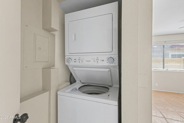 1319 N 84TH Place, Scottsdale, AZ 85257