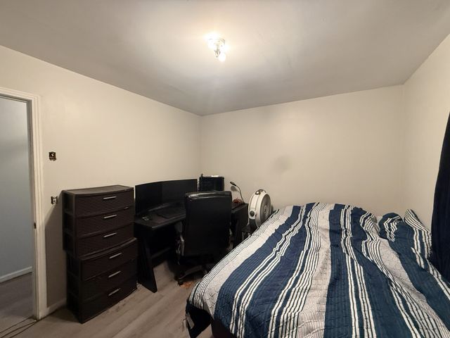 111 S Valley Rd, Hendersonville, TN 37075