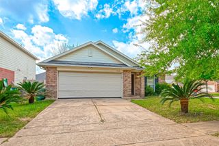 9006 N Jewel Bend Lane, Houston, TX 77075