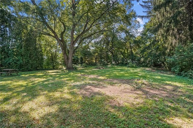 523 Bethel Drive, Salem, OH 44460