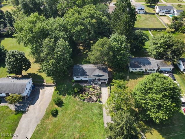 523 Bethel Drive, Salem, OH 44460