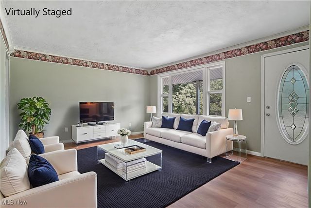 523 Bethel Drive, Salem, OH 44460