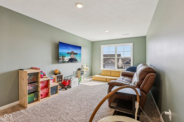 20564 N Pacific Avenue, Westfield, IN 46074