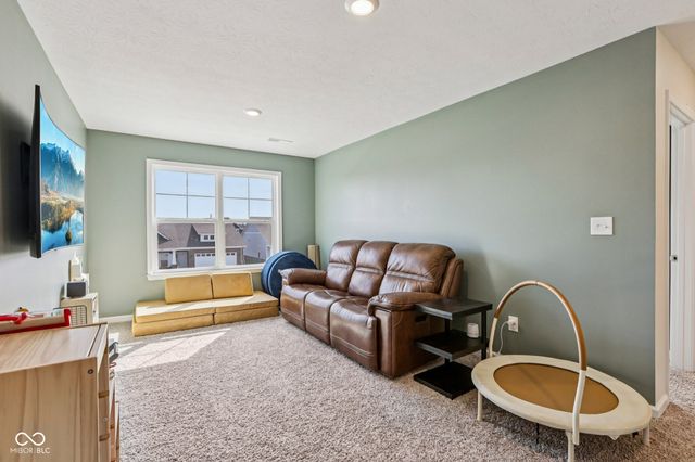 20564 N Pacific Avenue, Westfield, IN 46074