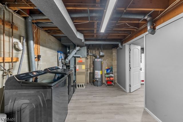 61 Bayberry Dr, Franklin Twp., NJ 08873