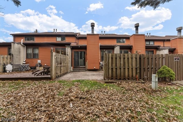 61 Bayberry Dr, Franklin Twp., NJ 08873