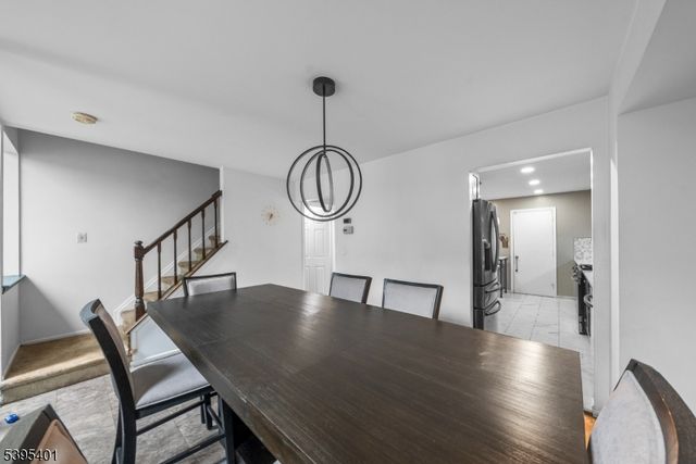 61 Bayberry Dr, Franklin Twp., NJ 08873