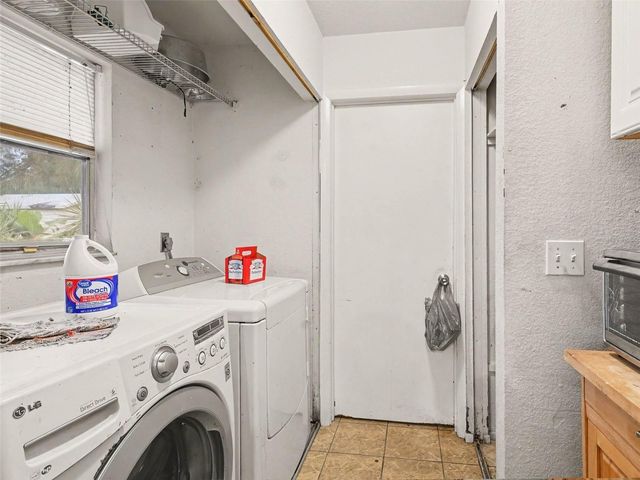 6716 DENNISON AVENUE, North Port, FL 34287