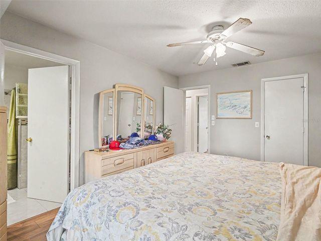 6716 DENNISON AVENUE, North Port, FL 34287