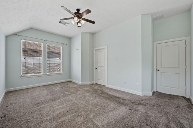 7011 Dewberry Shores Lane, Humble, TX 77396