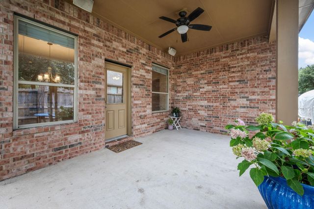 7011 Dewberry Shores Lane, Humble, TX 77396