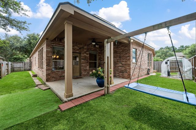 7011 Dewberry Shores Lane, Humble, TX 77396