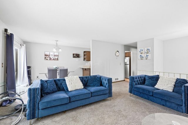 7865 Yucca Lane N A, Maple Grove, MN 55311