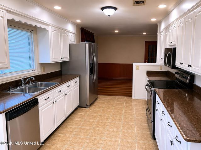 901 Tuckaho Drive, Columbus, MS 39702