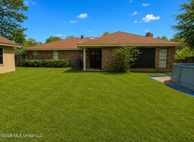 901 Tuckaho Drive, Columbus, MS 39702