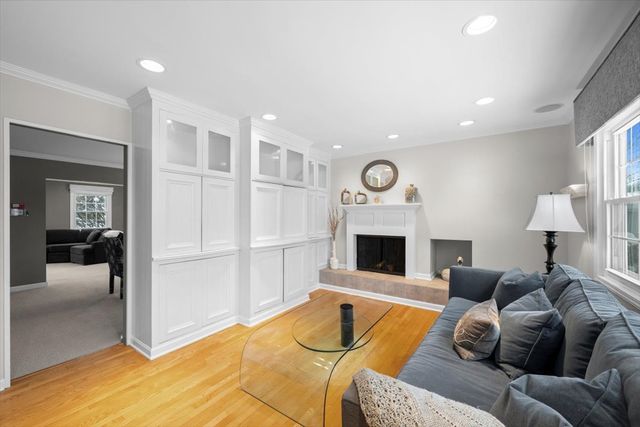 440 Burnt Ember Lane, Buffalo Grove, IL 60089