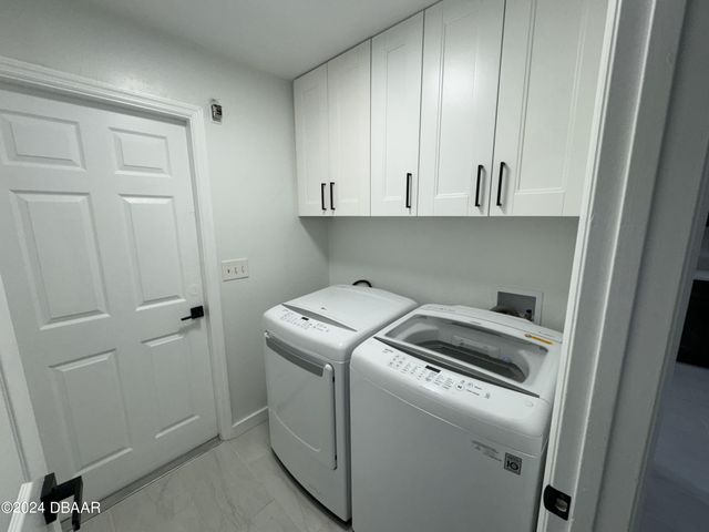 121 Tropic Bird Court, Daytona Beach, FL 32119