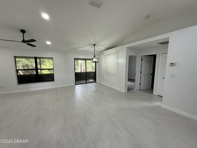 121 Tropic Bird Court, Daytona Beach, FL 32119