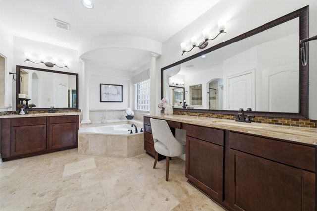 13922 Palmer Glen Lane, Houston, TX 77044