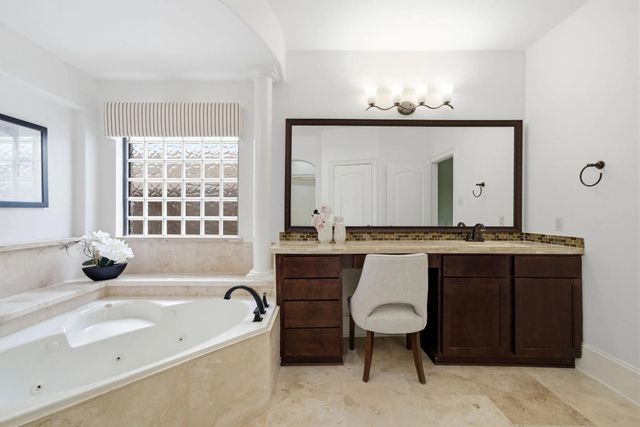 13922 Palmer Glen Lane, Houston, TX 77044