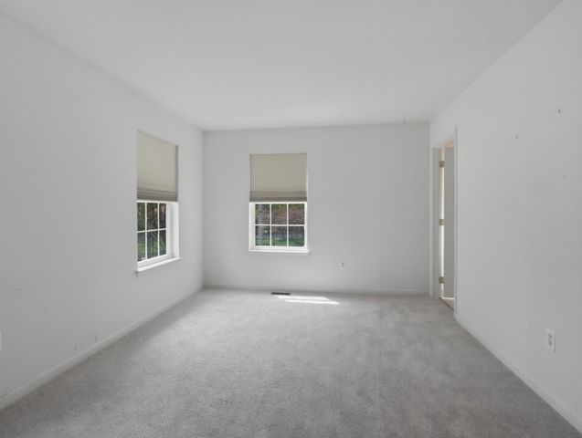 907 MYRTLE AVE, Baltimore, MD 21201