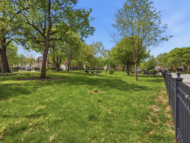 907 MYRTLE AVE, Baltimore, MD 21201