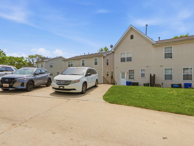 907 MYRTLE AVE, Baltimore, MD 21201