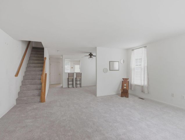 907 MYRTLE AVE, Baltimore, MD 21201