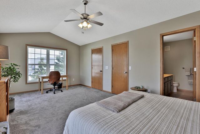 5175 Fairpoint Drive N, Hugo, MN 55038