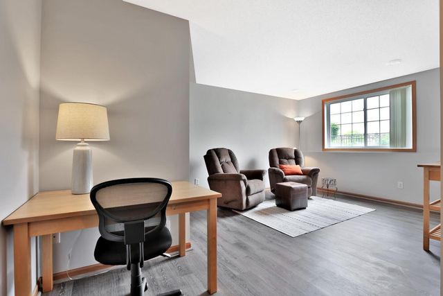 5175 Fairpoint Drive N, Hugo, MN 55038