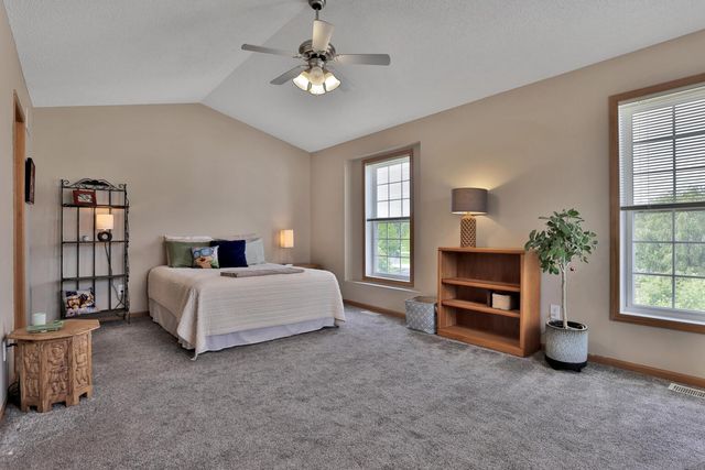 5175 Fairpoint Drive N, Hugo, MN 55038