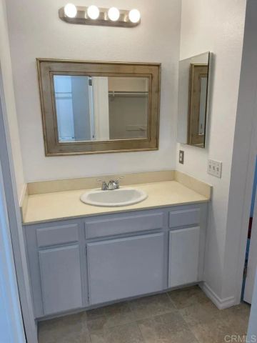 4040 Porte La Paz 75, San Diego, CA 92122