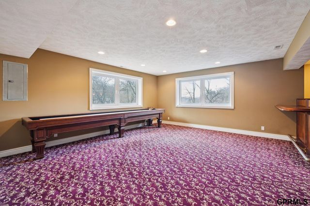 19719 Raven Drive, Louisville, NE 68037