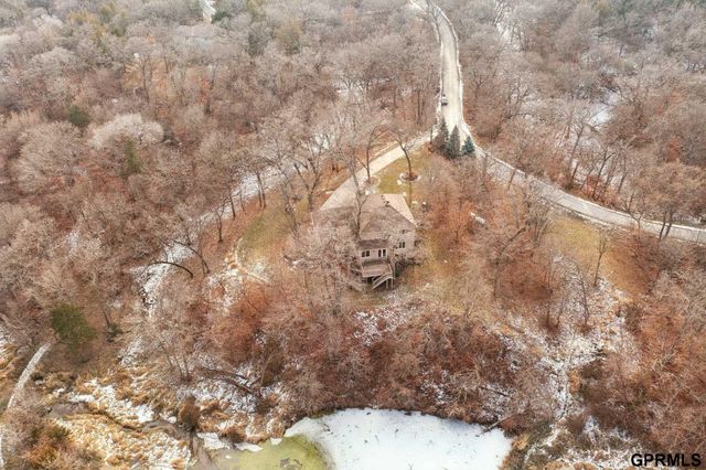 19719 Raven Drive, Louisville, NE 68037