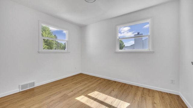 2305 Mayflower AVENUE, Sheboygan, WI 53083
